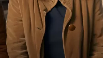 Stranger Things S05 joyce byers Brown Coat