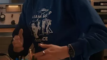 Blue Sweatshirt worn by Robin Buckley (Maya Hawke) in Stranger Things: The Rightside Up
