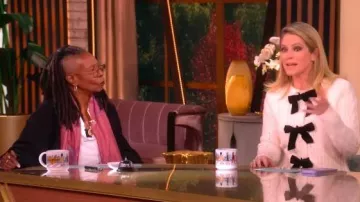 Veronica Beard Christina Cable-Knit Bow Sweater worn by Sara Haines as seen in The View on December 1, 2025