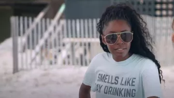 Isabel Marant Les lunettes de soleil style aviateur sauvage portées par Venita Aspen telles que vues dans Southern Charm (S11E02)