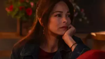 Murder In A Small Town S02 Cassandra Lee Denim Trench Coat (Cassandra Lee Morris) in Finding Mr. Christmas