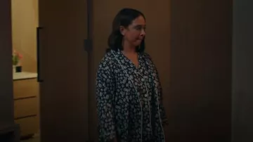 Sleepy Jones Marina Pajama Set in Daisy Print worn by Molly Novak (Maya Rudolph) as seen in Loot (S03E09)