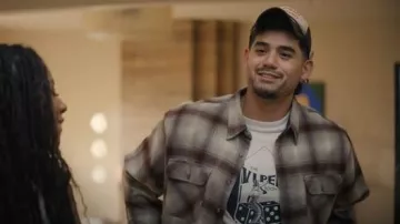 Varsity Los Angeles The Viper Room T Shirt worn by Jason (Rion Ezra) as seen in I Love LA (S01E05)