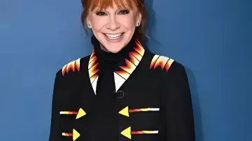 Reba McEntire The Tonight Show Starring Jimmy Fallon S13 Jacket worn by (Reba McEntire) as seen in The Tonight Show Starring Jimmy Fallon