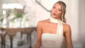 Haut Nataline de toutes les façons porté par Charley Manley tel que vu dans Southern Charm (S11E03)