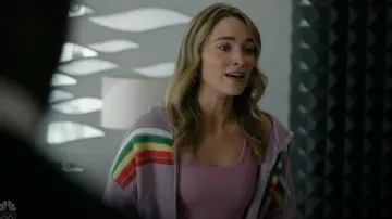 Aviator Nation 5 Stripe Cropped Zip Hoodie Relaxed - Mauve // White Neon worn by Chloe Thompson (Anabella Raye) as seen in Law & Order (S25E08)