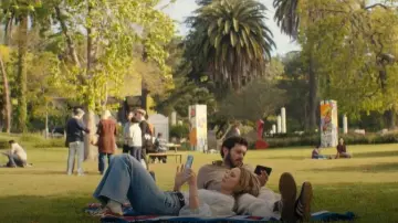 Zapatillas Larroude Stella llevadas por Joanne (Kristen Bell) como se ve en Nobody Wants This (S02E08)