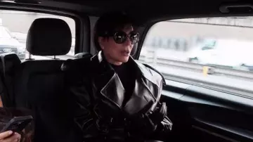 Dior Wildior BU Sunglasses worn by Kris Jenner as seen in The Kardashians (S07E07)