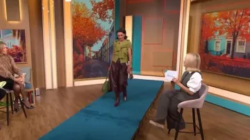 Stella McCartney Brown Brogue Sintético de cuero Elyse Platform Derby llevado por Jo Good visto en This Morning el 1 de octubre de 2025