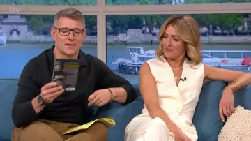 Mango Flowy Suit Waistcoat worn by Cat Deeley as seen in This Morning on October 2025