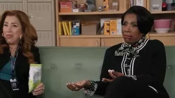 Alice + Olivia Lloyd Floral Slit Sleeve Blouse worn by Barbara Howard (Sheryl Lee Ralph) as seen in Abbott Elementary (S05E07)