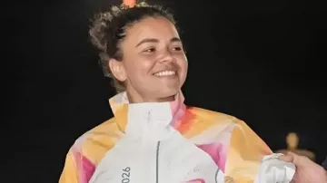 MILANO CORTINA 2026 Chaqueta Jasmine Paolini usada por Jasmine Paolini en Jasmine Paolini - Ceremonia de Entrega de Llama Olímpica | Milano Cortina 2026