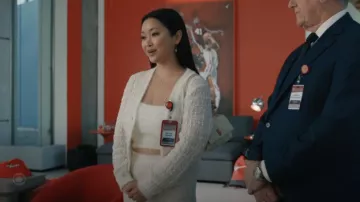 Endevíate Cardigan Texturizado de Punto usado por Peyton Ramsey (Lana Condor) como se ve en Elsbeth (S03E08)