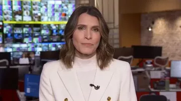 Zara Double Breasted Blazer worn by Molly Hunter as seen in Today on December 8, 2025