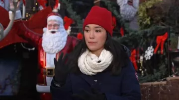 Abrigo parka panelado de Canada Goose Shelburne llevado por Emilie Ikeda tal y como se ve en Today the December 8, 2025