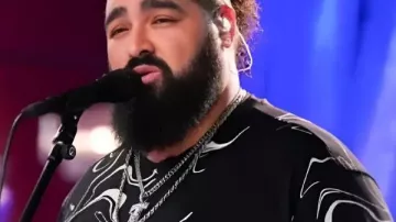 The Voice S28 Ralph Edwards Marble Print T-Shirt as seen in The Voice