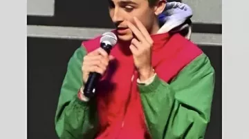 Timothée Chalamet Marty Supreme 2025 Christmas Jacket worn by Marty (Timothée Chalamet) as seen in Marty Supreme