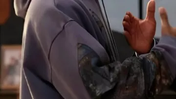 Bel-Air S4 Will Smith Sweat à capuche violet imprimé par (Will Smith) à Bel-Air