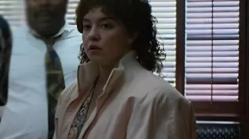 Veste rose CHRISTY Sydney Sweeney 2025 portée par Christy Martin (Sydney Sweeney) à Christy