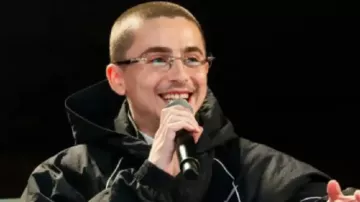 Marty Supreme Black Jacket of Marty (Timothée Chalamet) in Marty Supreme