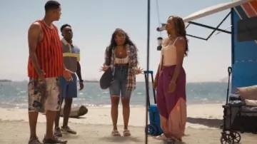 Cos Quilted Mini Bag worn by Amira (Alycia Pascual-Pena) as seen in Bel-Air (S04E08)