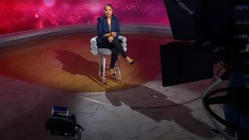 Veronica Beard Anoki Dickey Denim Jacket worn by Sheinelle Jones as seen in Today on December 9, 2025