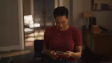 DKNY Superfine Textured Short Sleeve Sweater worn by Viola Smith (April Parker Jones) as seen in Bel-Air (S04E08)