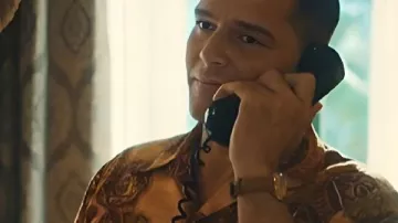 Palm Royale S02 Ricky Martin Hawaiian Shirt of Robert (Ricky Martin) as seen in Palm Royale