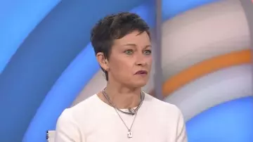 Vince Wool & Cashmere Blend Crewneck Sweater worn by Stephanie Gosk as seen in Today on December 10, 2025