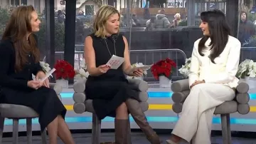 Lein Freya Wide Leg Pant worn by Paige DeSorbo as seen in Today with Jenna & Friends on December 10, 2025