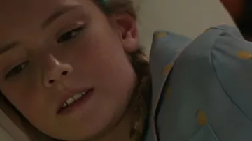 Pyjama à imprimé citron Heartland S19 Ruby Spencer tel qu’on le voit dans Heartland