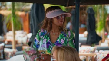 Lunettes de soleil Louis Vuitton Monogram Grease Aviator portées par Mary Cosby telles que vues dans The Real Housewives of Salt Lake City (S06E13)