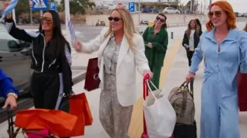 Camise à manches longues boutonnée de Zara Snake portée par Heather Gay telle que vue dans Les vraies femmes au foyer de Salt Lake City (S06E13)