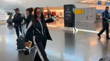 Veste bomber de piste Gucci portée par Lisa Barlow telle que vue dans Les vraies femmes au foyer de Salt Lake City (S06E13)