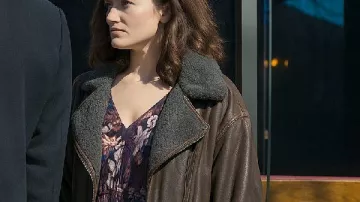 Ella McCay 2025 Emma Mackey Brown Shearling Jacket worn by Ella McCay (Emma Mackey) in Ella McCay