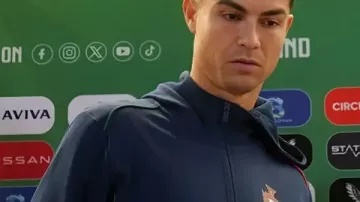 Ronaldo Portugal Media Conference Sudadera con capucha ¡ESPERO QUE LOS AFICIONADOS IRLANDESES NO ME ABUCHEEN! ¡INTENTARÉ PORTARME BIEN! ????| Cristiano Ronaldo | Irlanda vs Portugal