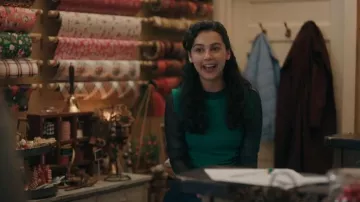 Débardeur musclé côtelé Anthropologie Maeve porté par Violet Wilner (Sierra Marilyn Riley) tel que vu dans Mistletoe Murders (S02E04)