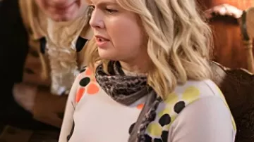 Ghosts Us S5 Rose McIver Floral Sweater worn by Samantha Arondekar (Rose McIver) in Ghosts