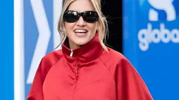 Boarding the Heart Breakfast Christmas Party Ashley Roberts Red Jacket in MACKENZIE CUTS HER HAIR.... ???? #SHORTS