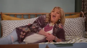 Imogene + Willie The Heart Tee worn by Gabby (Melissa Peterman) as seen in Happy's Place (S02E04)