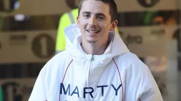 Timothee Chalamet White Marty Supreme Jacket of Marty (Timothée Chalamet) in Marty Supreme