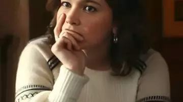 Wake Up Dead Man A Knives Out Mystery 2025 Cailee Spaeny Pull-shirt à manches bouffantes