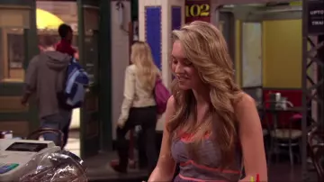 Kimchi Blue Tie Back Top of Sara (Laura Ashley Samuels) in Wizards of Waverly Place (S03E27)