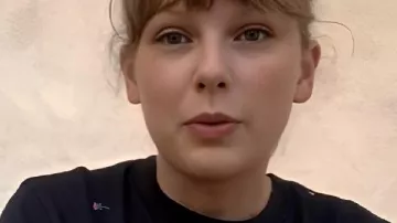 El fin de una era Taylor Swift Black Roses Top en AMY WINEHOUSE #shorts #amywinehouse