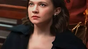 Wake Up Dead Man A Knives Out Mystery 2025 Cailee Spaeny Black Jacket worn by Simone Vivane (Cailee Spaeny) as seen in Wake Up Dead Man: A Knives Out Mystery