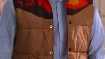 Doudoune porté par Seth Cohen dans The O.C. - Seth Cohen s’est trompé sur tout (et c’est normal) | Expliqué