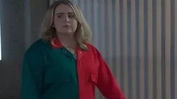 Douze dates jusqu’à Noël 2025 Mae Whitman Colorblock Jumpsuit portée par Kate (Mae Whitman) dans Twelve Dates 'Til Christmas (S01)