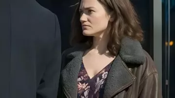 Ella McCay Emma Mackey Leather Jacket worn by Ella McCay (Emma Mackey) as seen in Ella McCay