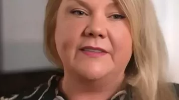 Andrea Swift The End Of An Era Chain Print Shirt used by Self (Andrea Swift) as seen in Taylor Swift | The Eras Tour | The End of an Era (S01E06)