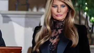 Blazer del evento del Baile del Congreso de Melania Trump en MIRA: Trump habla en el Baile del Congreso de la Casa Blanca
